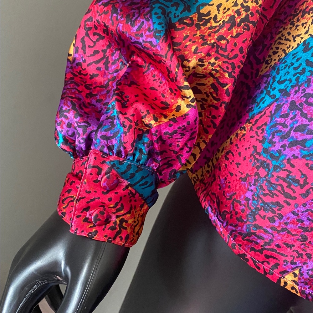 Vintage Michelle Stuart Multicolor Abstract Button Down Shirt - Picture 10 of 12
